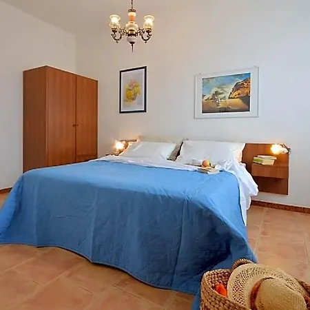Hotel Modern 700m From The Ideal For 4 Guests Bibione