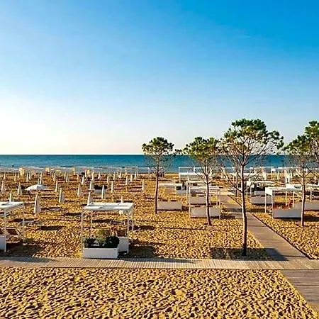 Modern 700m From The Ideal For 4 Guests Bibione