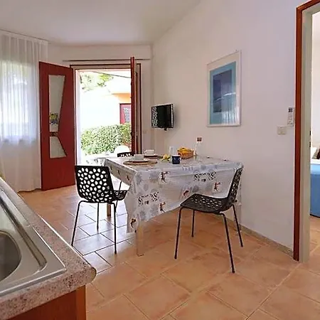 Hotel Modern 700m From The Ideal For 4 Guests 3*